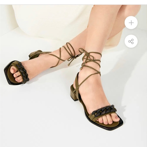 Paula Torres Parma Miss Sandal - US 9 / BRA 38 / EU 40 - Picture 2 of 4